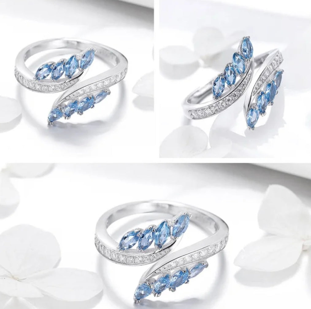 SERENE SASIKA Silver Ring