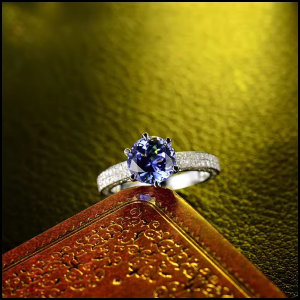 Tanzanite & Diamond Ring
