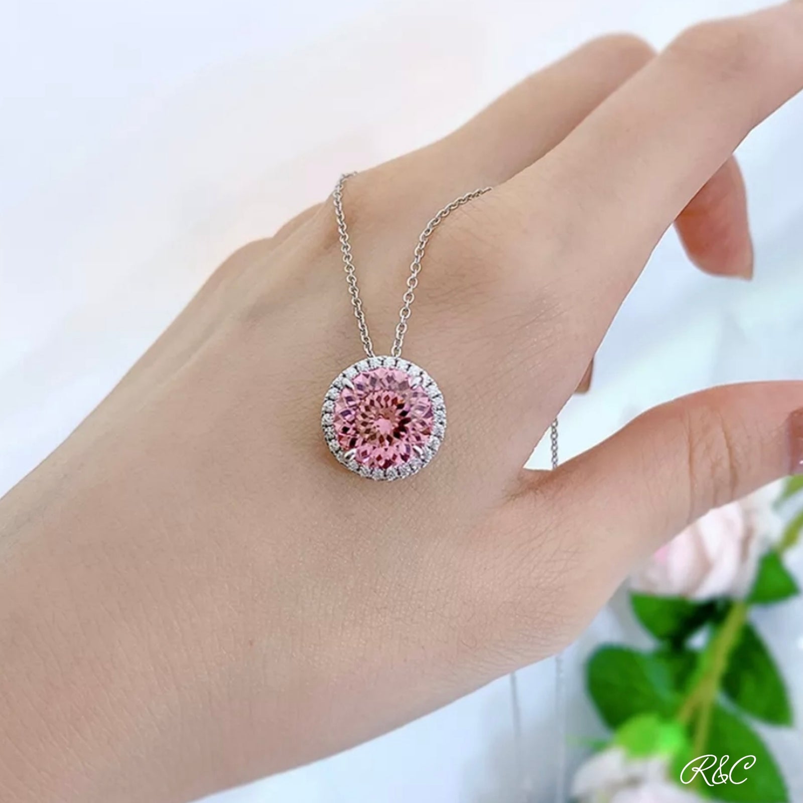Pink Round Silver Necklace - COLLECTION ALEXANDER PINK LUSH