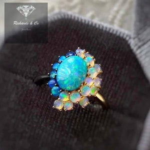 Cluster Opal 18k Yellow Gold Ring