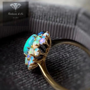 Cluster Opal 18k Yellow Gold Ring