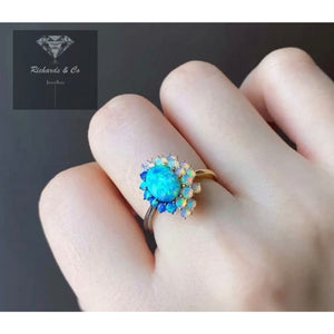 Cluster Opal 18k Yellow Gold Ring