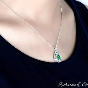 Collection - CLARITY Necklace / Emerald & Diamond 18K White Gold Necklace