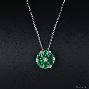LUCY Necklace Emerald & Diamonds